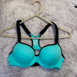 VS PINK sports bra size S